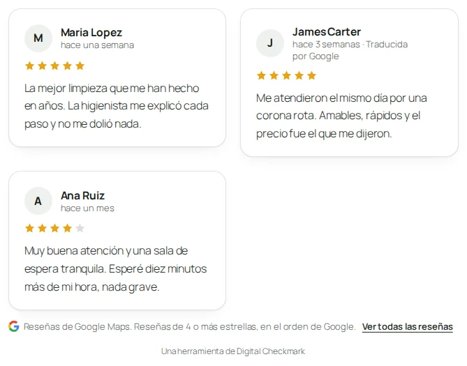La cuadrícula: tres reseñas lado a lado.